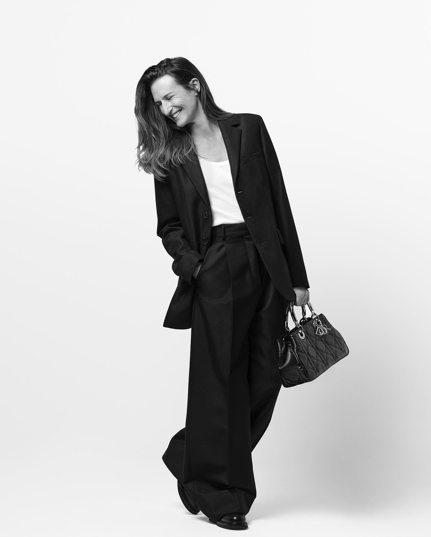 Carried by Camille Cottin, this Medium #DiorLady9522 in black is one of three sizes and two colors o